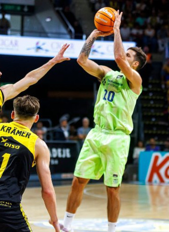 El Barça supera con dificultades a un Tenerife combativo (91-95)