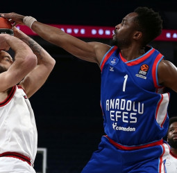 Los campeones quieren tomar impulso contra los rojos