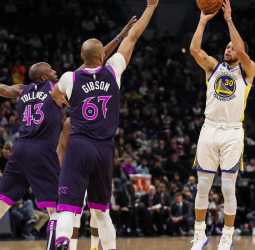 Harden sigue marcando la diferencia, los Bucks saben ganar sin Anteto, y Curry lidera a los Warriors