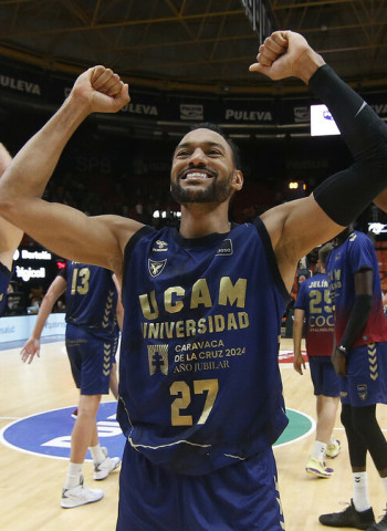 McFadden dinamita la mejoría del Valencia Basket (74-75)
