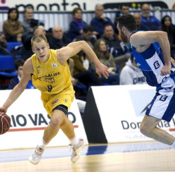 Herbalife Gran Canaria sufre para doblegar a un serio RETAbet.es GBC (79-87)