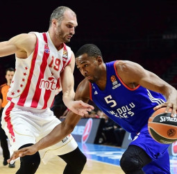 El Anadolu Efes tira de pegada para vencer al Estrella Roja (100-79)