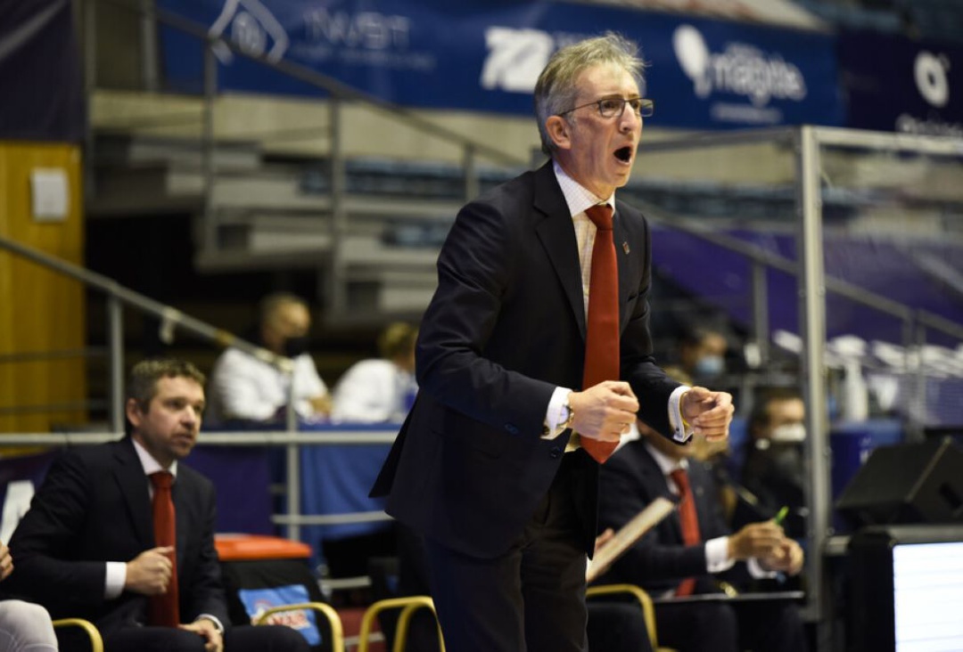 Moncho Fernández: “El Herbalife Gran Canaria es un equipo muy polivalente que puede jugar con muchísimas estructuras diferentes”