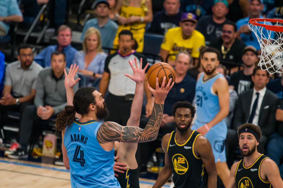 [3-2] Los Grizzlies aplastan a los Warriors (95-134)