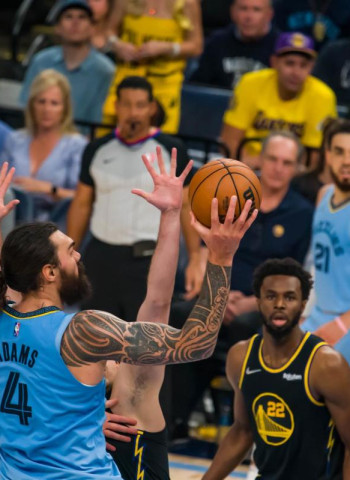 [3-2] Los Grizzlies aplastan a los Warriors (95-134)