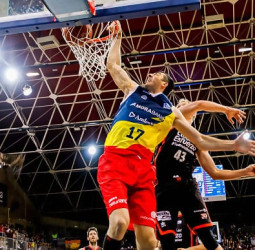 Giorgi Shermadini, MVP Movistar de Mayo