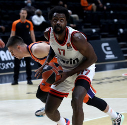 El Valencia descarrilla ante el Olympiacos (79-88)