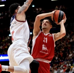 El Baskonia no logra ganar en Milán, 76-67