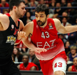 Anadolu Efes negocia con Krunoslav Simon