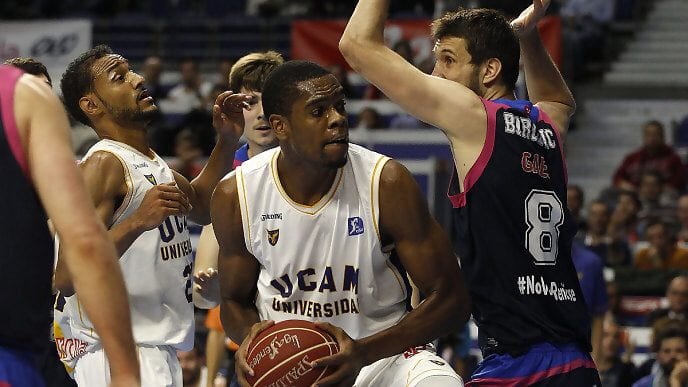 Los Toronto Raptors fichan a Yanick Moreira