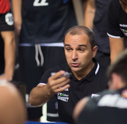 Carles Duran no seguirá al frente del RETAbet Bilbao Basket