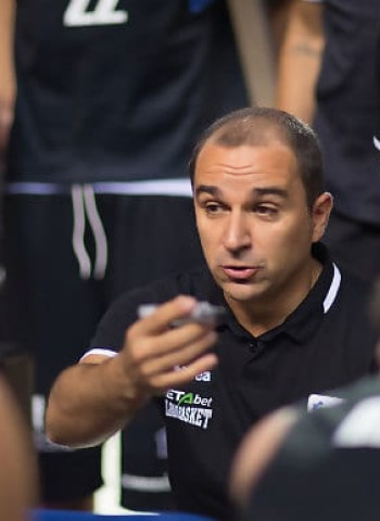 Carles Duran no seguirá al frente del RETAbet Bilbao Basket