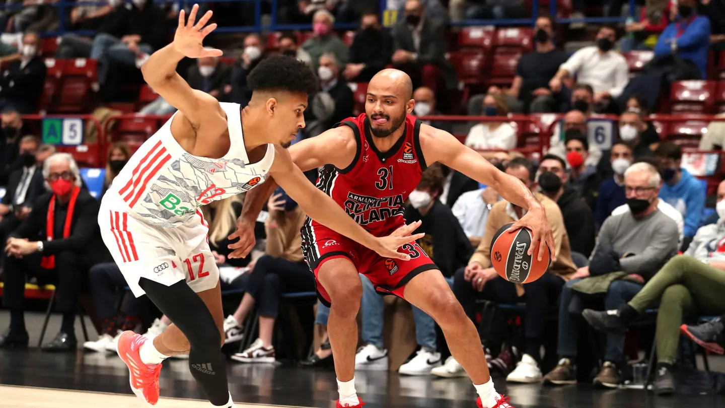 El Milán derrota al Bayern y se asegura la ventaja de jugar en casa (84-77)