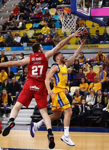 Tecnyconta Zaragoza cambió su fisonomía en Gran Canaria (90-70)