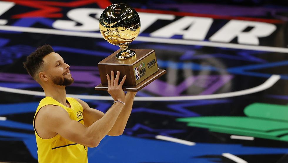Stephen Curry, campeón del concurso de triples