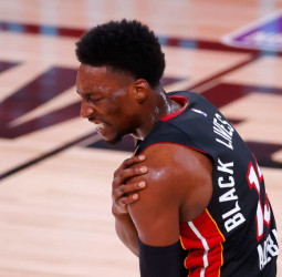 Adebayo se ve preparado para disputar el tercer partido de la final NBA