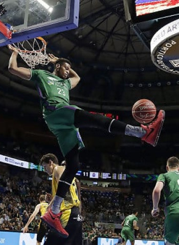 Unicaja ya es equipo de playoffs (88-67)