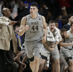El Panathinaikos ficha al universitario Kostantinos Mitoglou