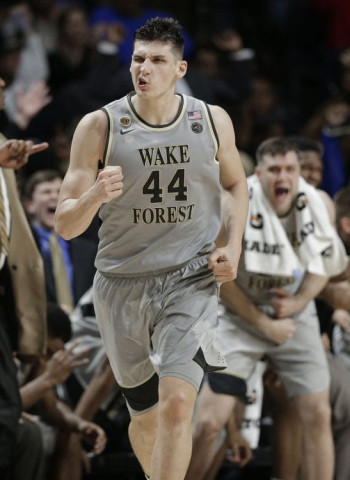 El Panathinaikos ficha al universitario Kostantinos Mitoglou