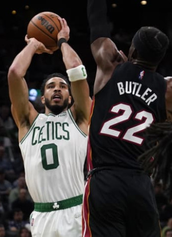 [2-2] Los Celtics empatan la serie desde la defensa (102-82)