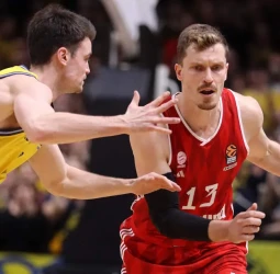 El Bayern de Múnich se impone en el derbi alemán en Berlín, 84-99