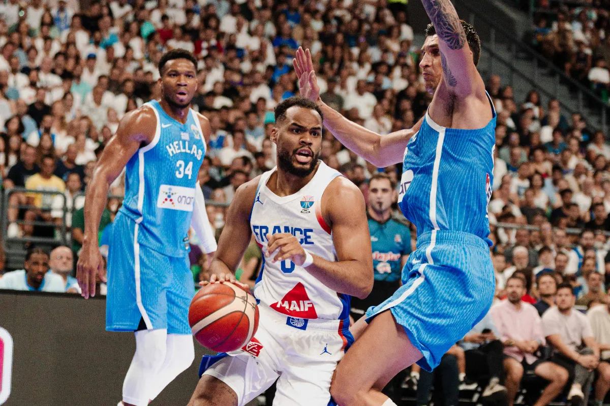Francia cierra su preparación al EuroBasket con una victoria convincente ante Grecia (77-92)