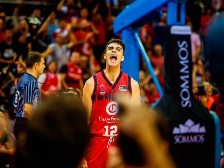 Carlos Alocén decide esperar para inscribirse en el Draft NBA