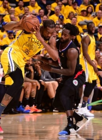 Los Warriors se dejan remontar 31 puntos y Clippers empata la serie (135-131) [1-1]