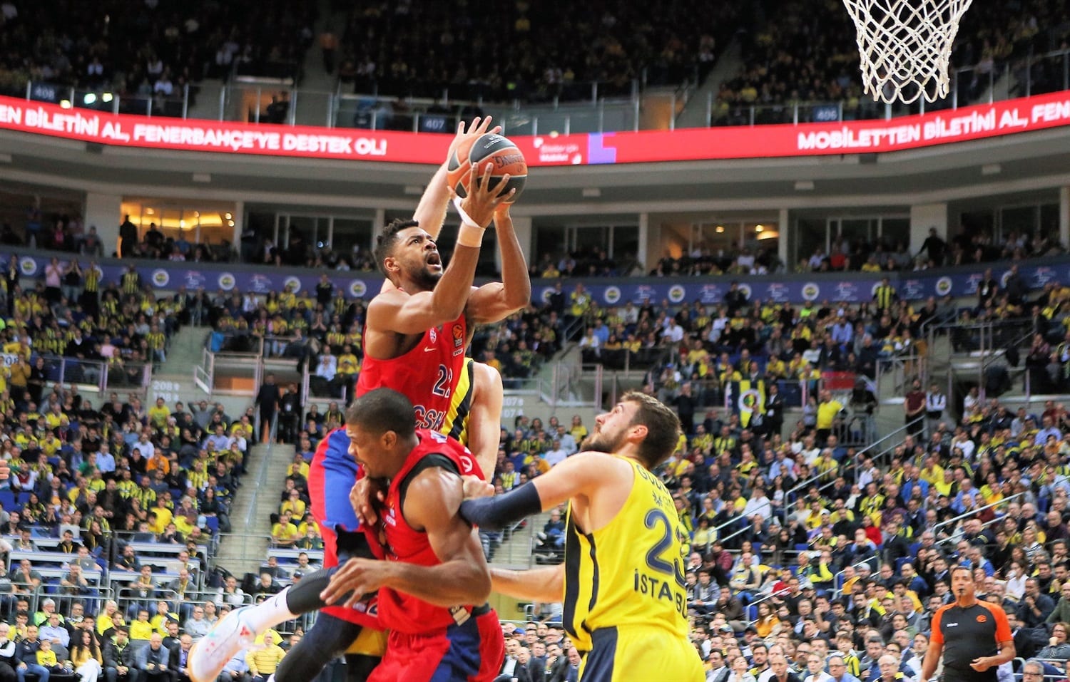 El Anadolu Efes pujará fuerte por Cory Higgins