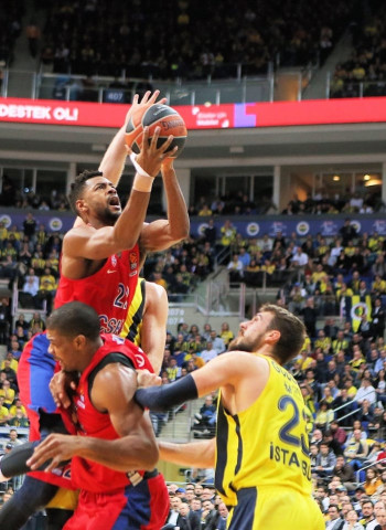 El Anadolu Efes pujará fuerte por Cory Higgins