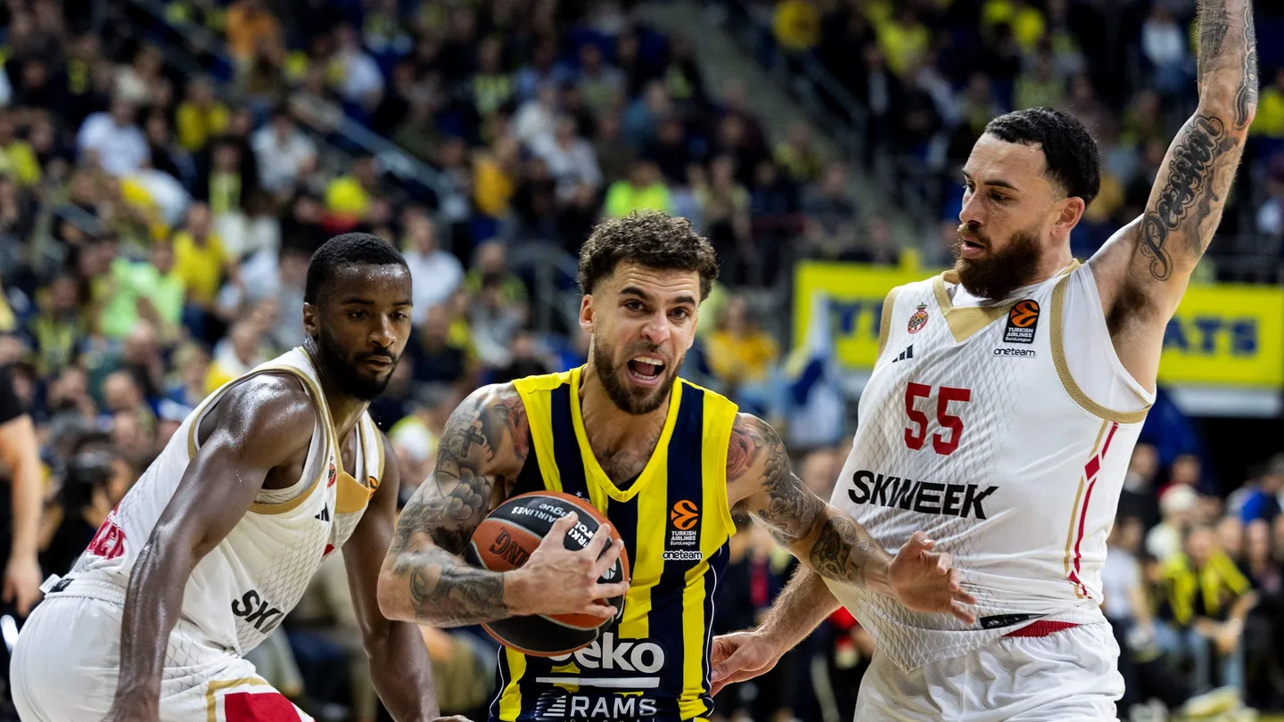 El Fenerbahce de Jasikevicius se estrena con victoria, 86-74