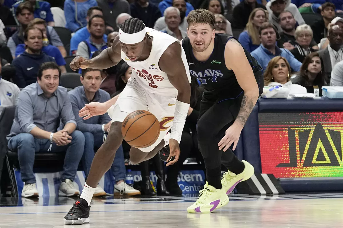 LeVert culmina la remontada ante los Mavericks