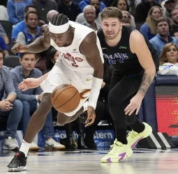 LeVert culmina la remontada ante los Mavericks