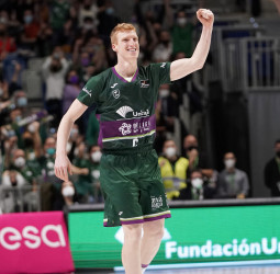 El Unicaja más alegre somete al Bilbao Basket en casa (91-75)