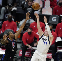 Doncic pone en serios problemas a los Clippers (121-127) [0-2]