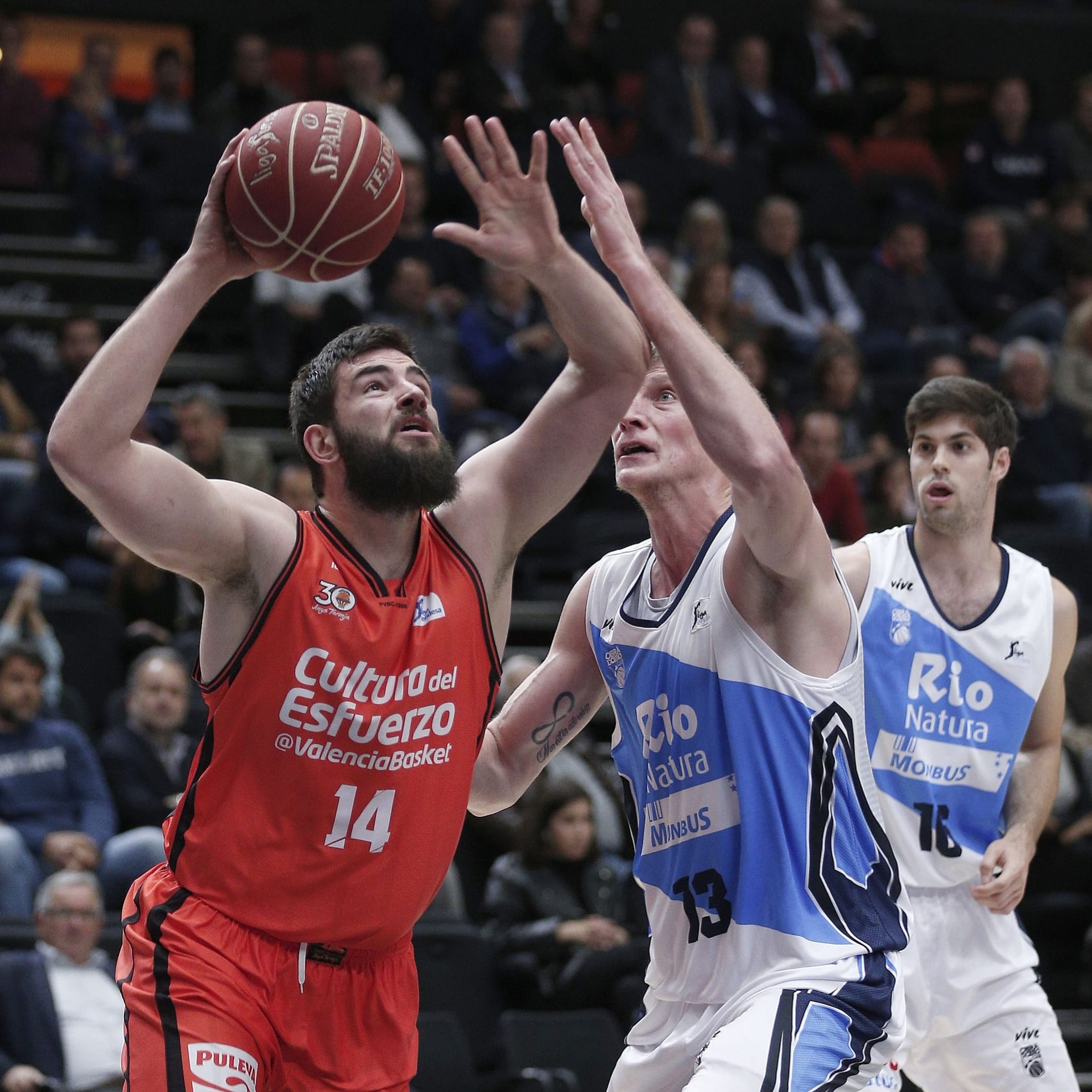 Un paso más cerca del Valencia Basket para ser cabeza de serie (84-75)