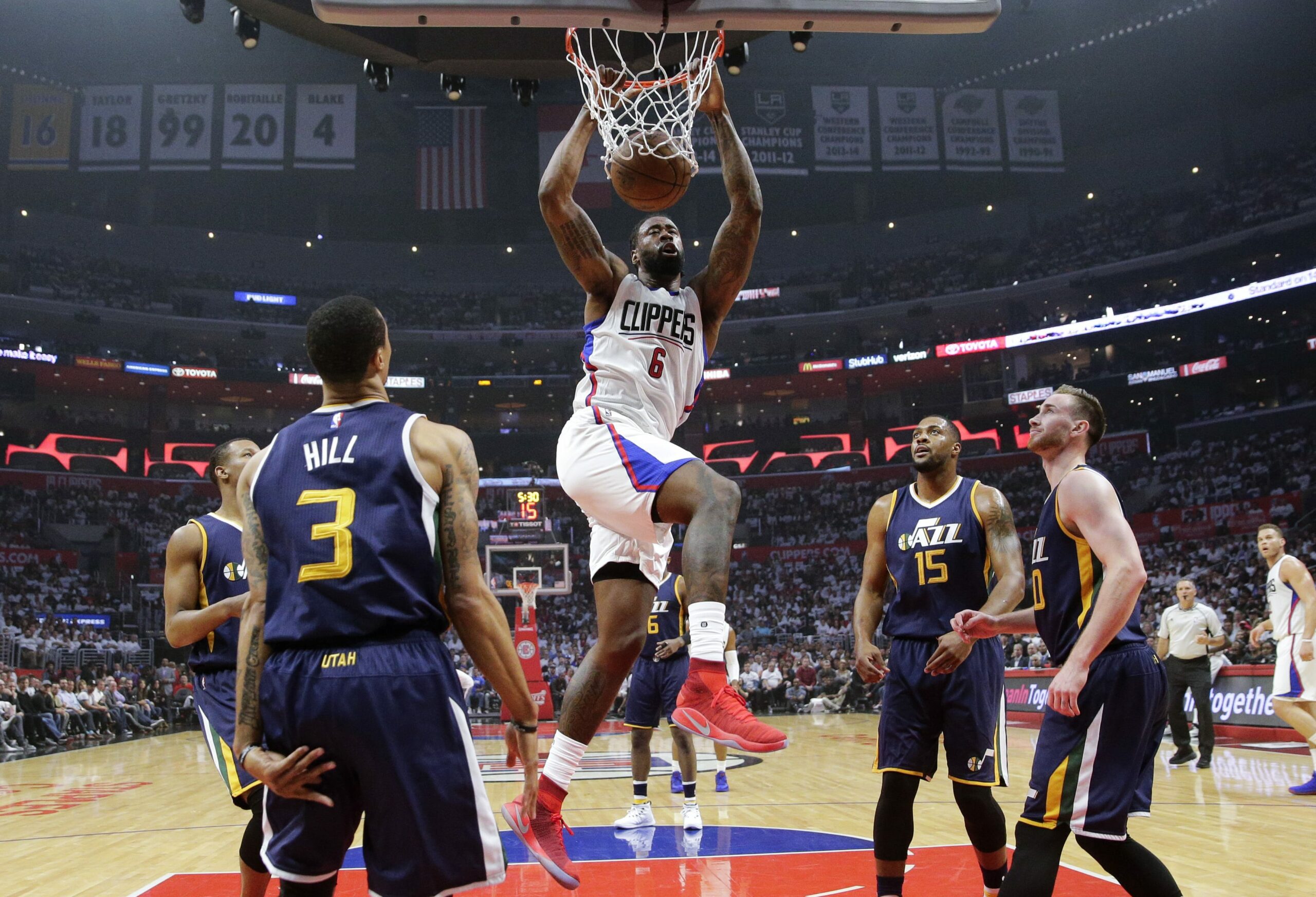 [1-1] Los Clippers empatan la serie ante unos Jazz huerfanos de Gobert (91-99)