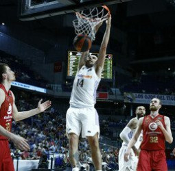 El Real Madrid despierta a tiempo de su letargo (93-86)