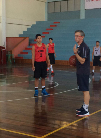 Moncho Fernández: “Hay que felicitar a los organizadores de este clínic porque ha abarcado todos los aspectos del juego”