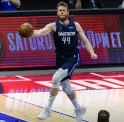 Nicolo Melli prioriza seguir en la NBA. Media Europa atenta a su decisión