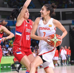 ¡Las chicas alcanzan la gloria olímpica a lo grande! (68-54)
