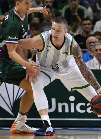 El Joventut no ha podido superar al Unicaja (77-65)