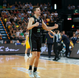 El Surne Bilbao Basket prende la mecha de Miribilla (95-73)