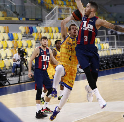 Victoria in extremis del Baskonia en el Gran Canaria Arena (71-75)