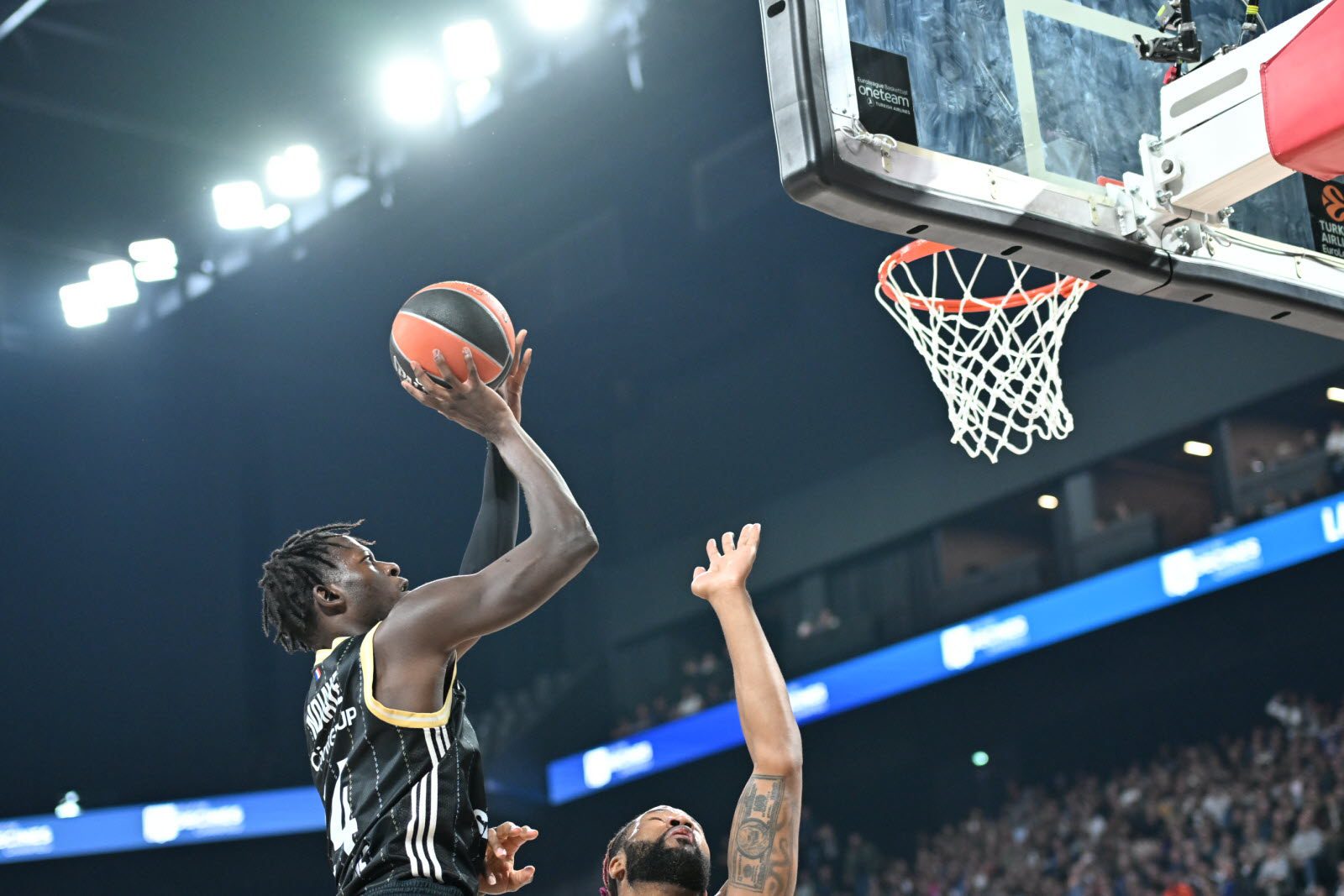 El Bayern sigue mostrando su solidez, 71-84