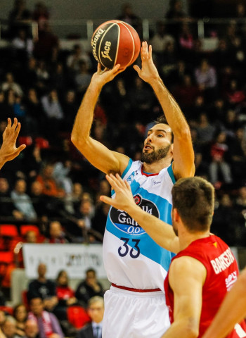 Corbacho, tras cumplir 200 partidos: “Me siento orgulloso de acompañar al Monbus Obradoiro para seguir escribiendo la historia de este club”