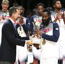 Harden, ansioso por volver con Estados Unidos al equipo de la Copa del Mundo en China