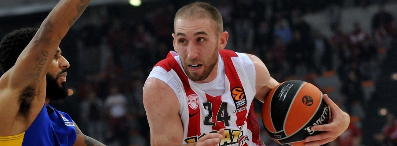 Matt Lojeski, más fuera que dentro del Olympiacos