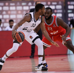El ASVEL logra una trabajada victoria ante el Olympiacos (63-69)