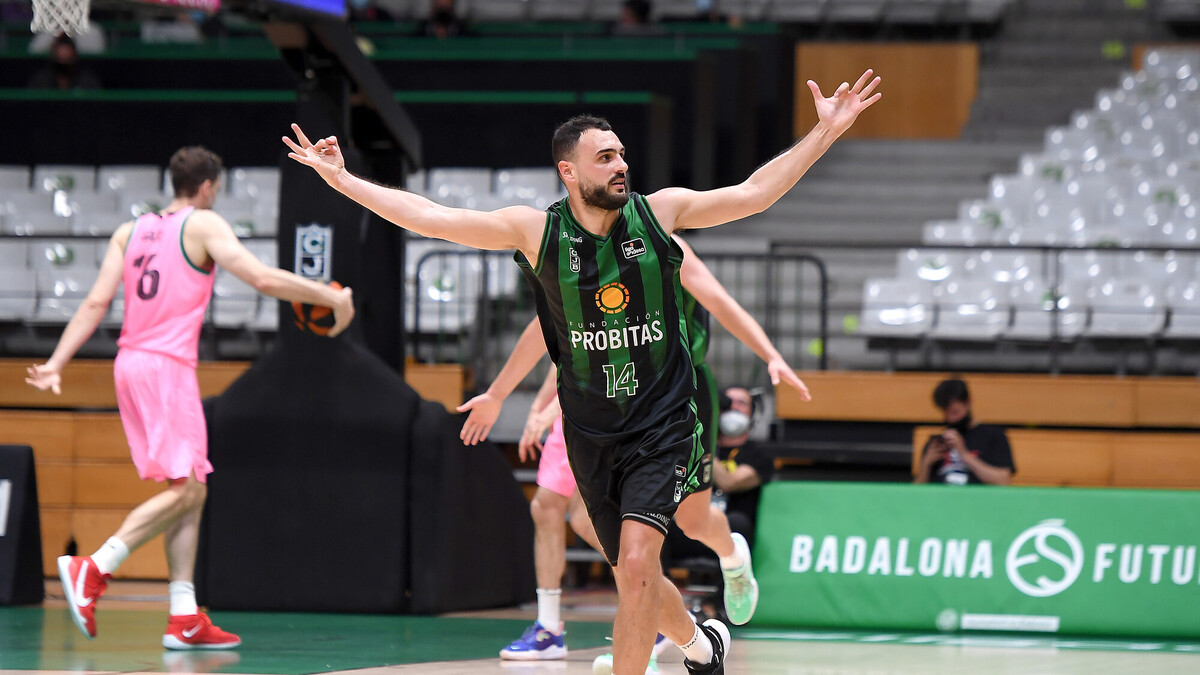 El Club Joventut Badalona se impone al Barça y fuerza el desempate (72-63)
